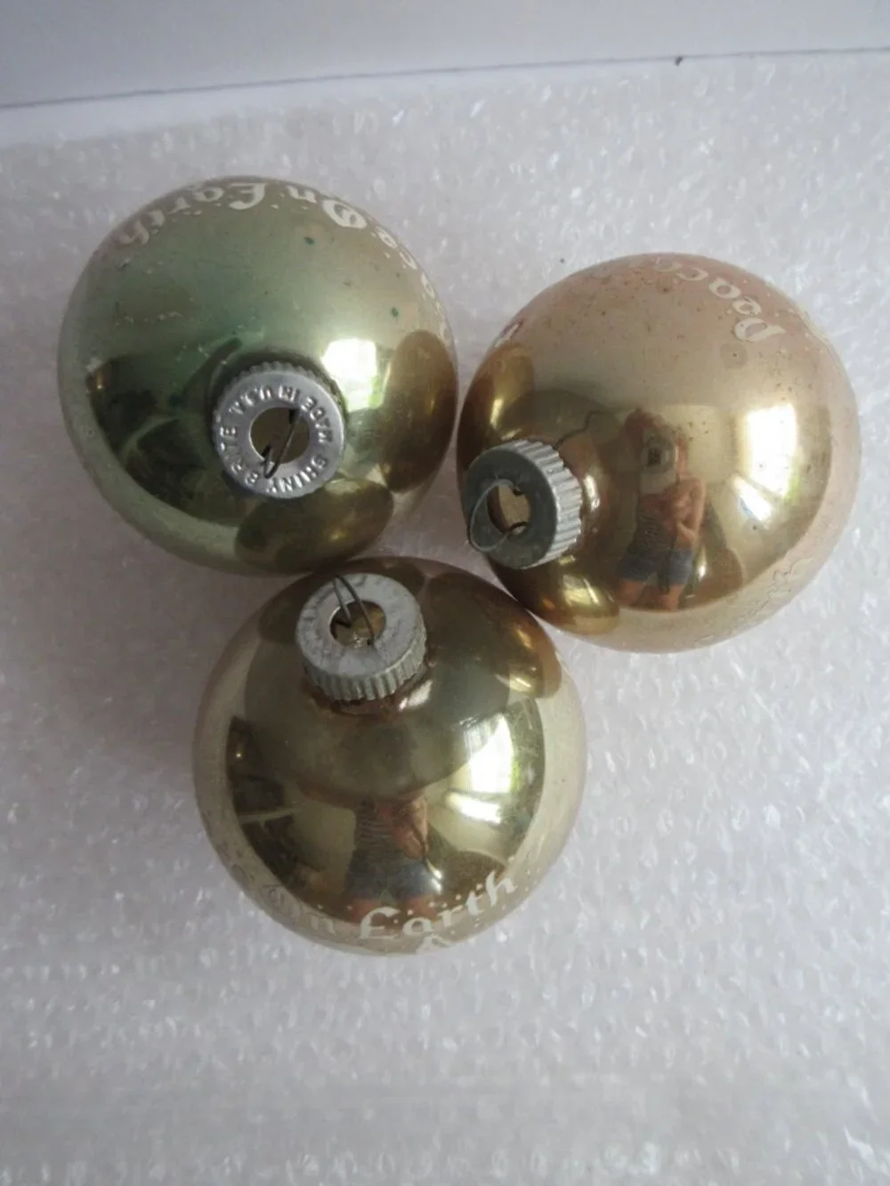 3 Shiny Brite Peace on Earth Stencil Gold Glass Christmas Ball Ornaments Vintage